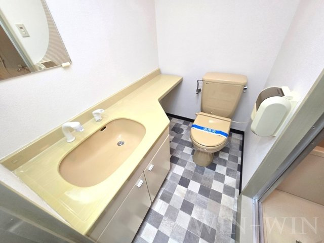 レリブ神ノ輪のトイレ|イメージ（同建物内別部屋の写真です）