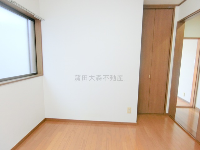 大森北4丁目戸建の内装|洋室4帖