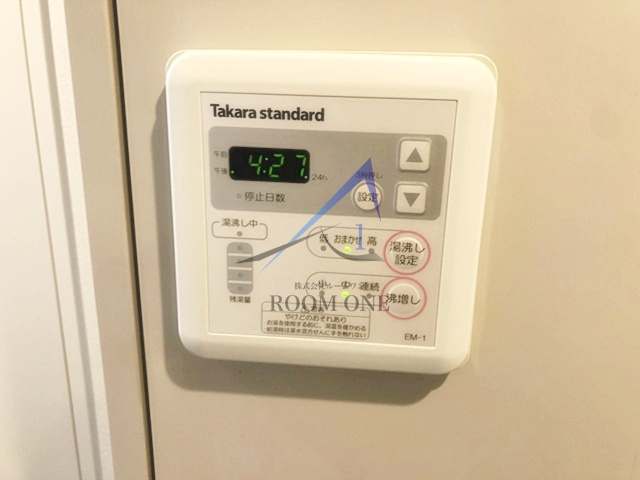 アンソレイエ西小山 の設備|給湯器パネルです。