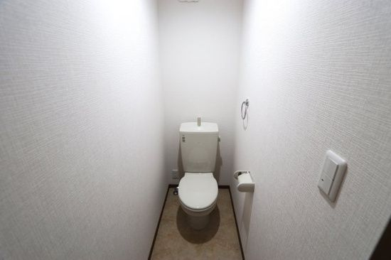 YKガーデンのトイレ|落ち着いたトイレです