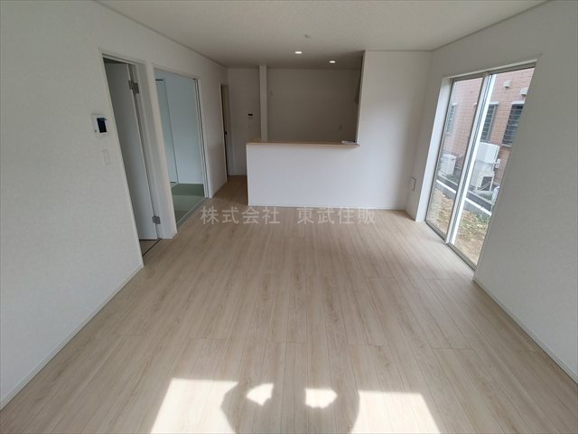 【居間・リビング】の画像
