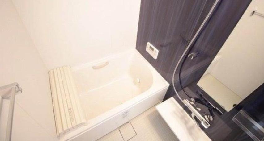 ウエストサイド岡山の浴室