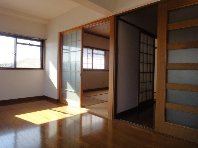 サンハイツ大畑の洋室