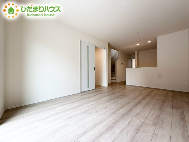 上尾市東今泉6番　新築戸建　ハートフルAの居間・リビング|LDK：15.14帖