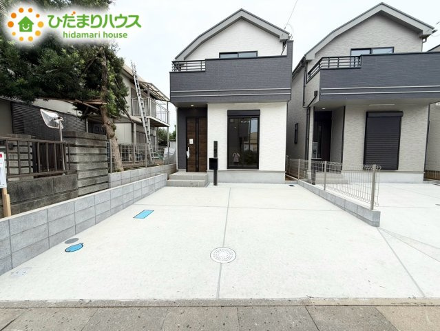 上尾市東今泉6番　新築戸建　ハートフルAの駐車場