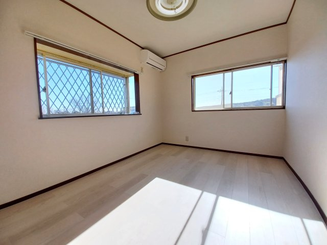 熊谷伊藤貸家の寝室|ゆとりの広さです