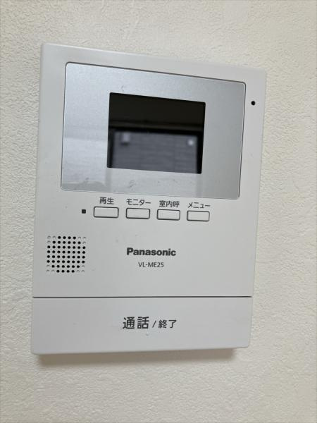 モニター付きインターホンあり。