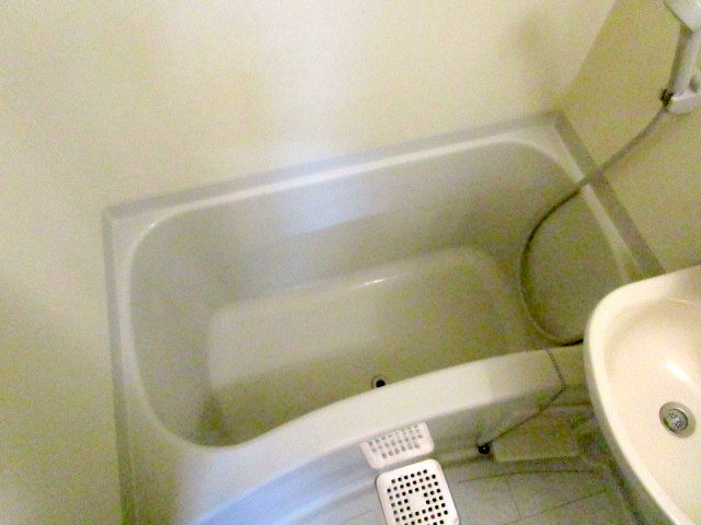 パインビレッジの浴室|★※別号室の写真です　キレイなバスルーム★