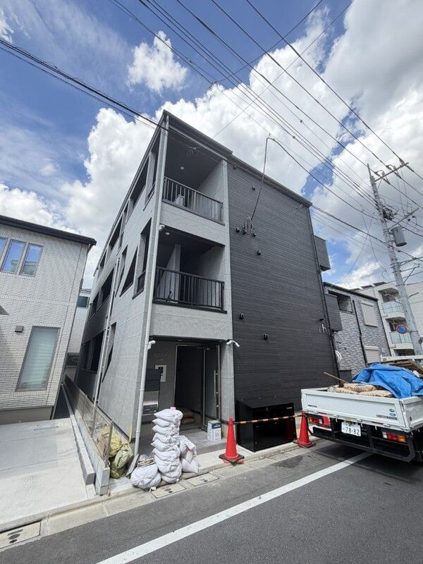 クロワッサン六町（クロワッサン ロクチョウ）の外観