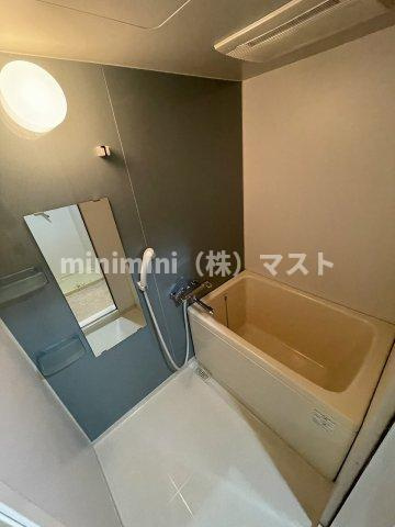 S-RESIDENCE難波Viale(ビアーレ)の浴室