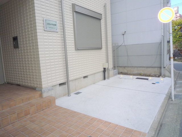エテルナ千住大橋の駐車場|★敷地内駐車場★※現在満車