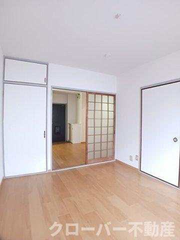 エルディム森Ⅰの居間・リビング