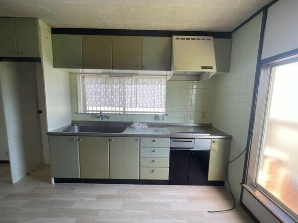 辻子賃貸戸建てのキッチン