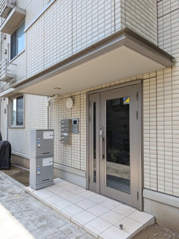 【エントランス】 | フォレストパーク | オートロック付きエントランスです