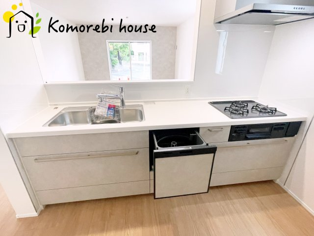 プラザ034Ⅱ④1　新築一戸建て　01のキッチン|お料理しやすいキッチンです