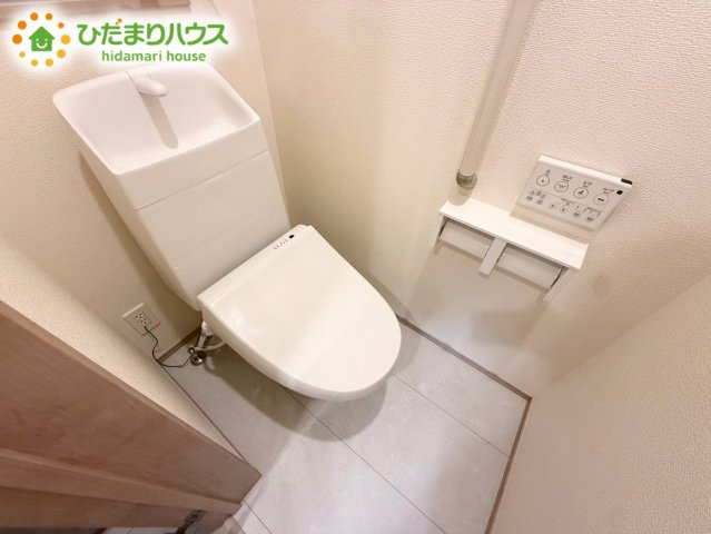上尾市東今泉6番　新築戸建　ハートフルCのトイレ
