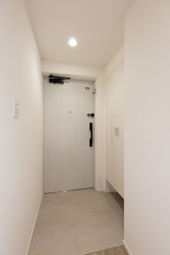 パークアクシス市川の玄関