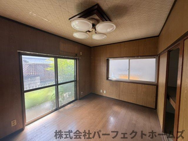 星丘2丁目戸建の居間・リビング|リビングとしてお使いいただけます
