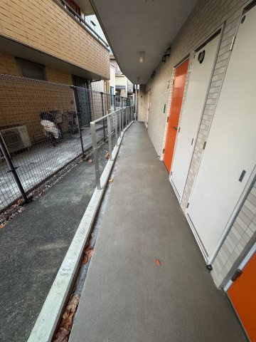 川崎市多摩区菅北浦１丁目の賃貸マンションのロビー