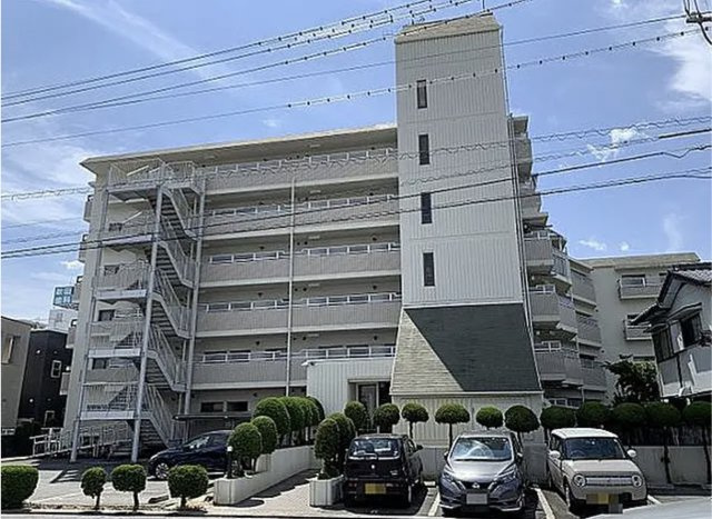 コープ野村楽々園 101の外観|楽々園電停まで徒歩7分の好立地マンション☆