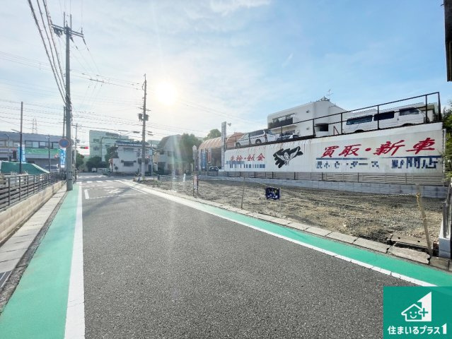 伊丹市野間　第1期　新築一戸建ての前面道路含む現地写真|周辺は落ち着いた街並みの住宅地！子育てがしやすい住環境です！まだ未完成ですが、現地でしかわからない事もございます。是非一度ご覧ください。