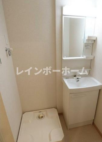 四ツ木美好ハイツの独立洗面台