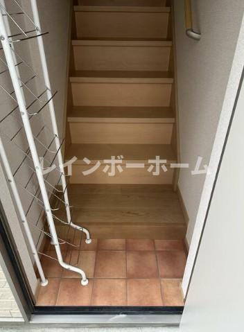 四ツ木美好ハイツの玄関