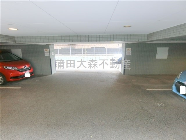 ルーブル池上Ⅱの駐車場