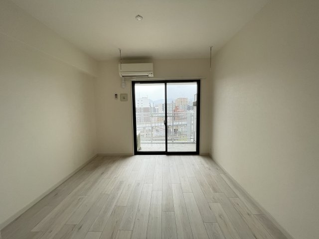 BLANC TOUR HAKATA（ブラントゥーレハカタ）の洋室|個人の部屋や寝室として使える洋室です
