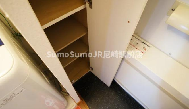 レオパレスアイレックスハイムの玄関|きれいな玄関です
