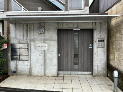 【エントランス】 | ブリック