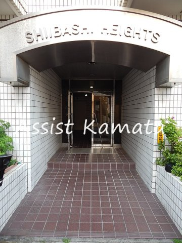 椎橋ハイツのエントランス