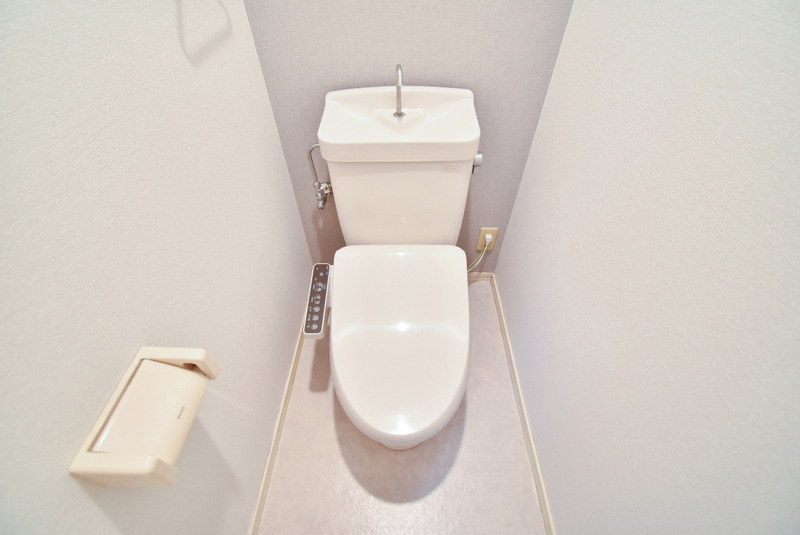 タプロコート弐番館のトイレ|シンプルで使いやすいトイレです
