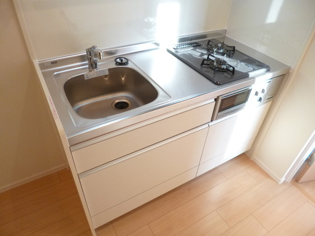 品川区戸越２丁目の賃貸マンションのキッチン|★２口コンログリル付システムキッチン★