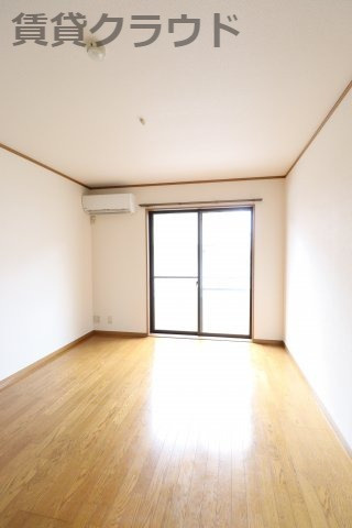 メゾン　プランドールの洋室|広々とした洋室です