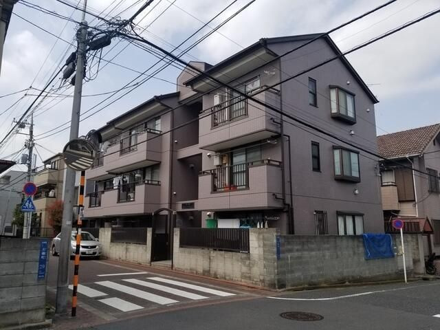 コーポクリーントップの外観