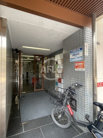 新町興伸ビルのエントランス|新町興伸ビル　エントランス