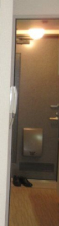 コートクレメント の玄関