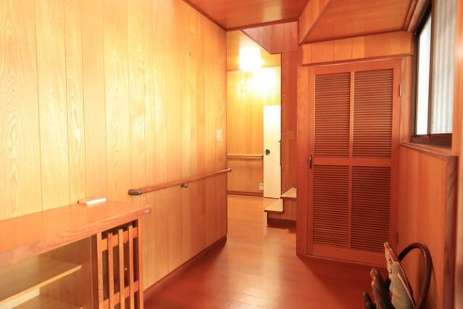 「収納充実の6K」高知市春野町平和　中古一戸建ての内装|和モダンな雰囲気が漂う内装♪