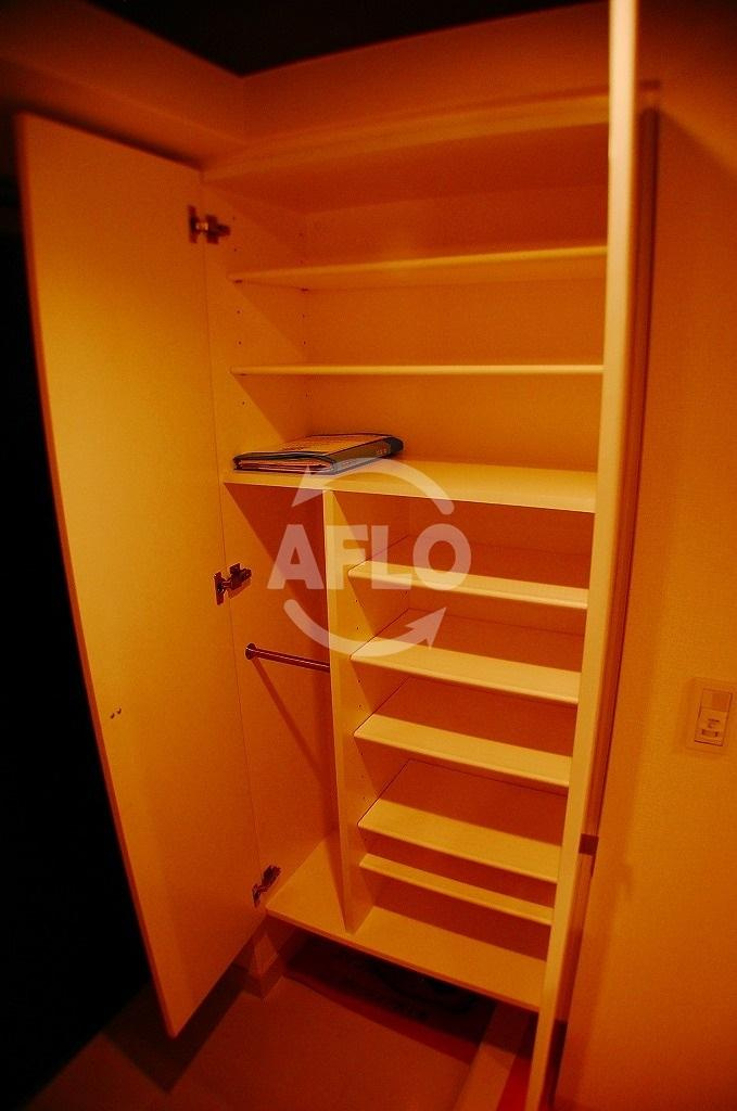 パウゼ堺筋の収納|パウゼ堺筋　シューズボックス