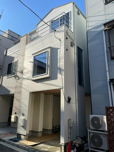 東新小岩3階建て一軒家のエントランス