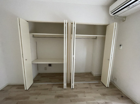 第22友建ビルの収納