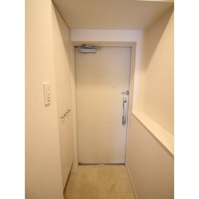 プレール・ドゥーク東雲の玄関
