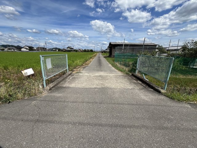 土地　福富天神前の前面道路含む現地写真|南側道路