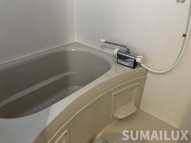 熊本市中央区世安町のアパートの浴室