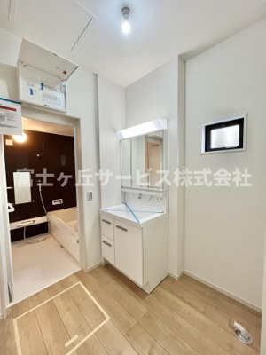 【脱衣所】 | 浜松市中央区半田山1丁目 2期 新築一戸建て 1号棟 | 脱衣場です