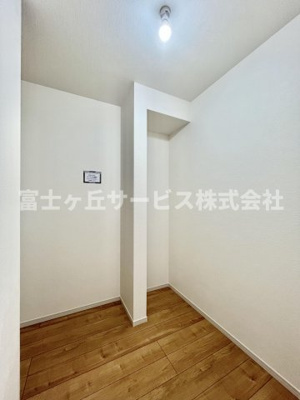 【収納】 | 浜松市中央区半田山1丁目 2期 新築一戸建て 1号棟 | ウォークインクローゼット