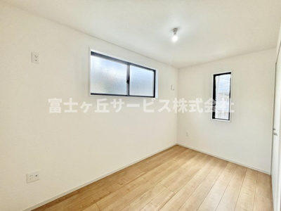 【洋室】 | 浜松市中央区半田山1丁目 2期 新築一戸建て 1号棟 | 洋室です