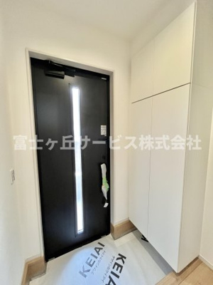 【玄関】 | 浜松市中央区半田山1丁目 2期 新築一戸建て 1号棟 | 玄関です