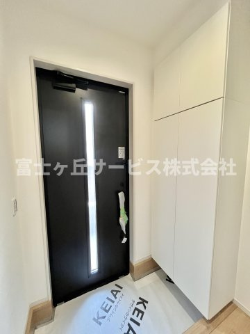 【玄関】 | 浜松市中央区半田山1丁目 2期 新築一戸建て 1号棟 | 玄関です
